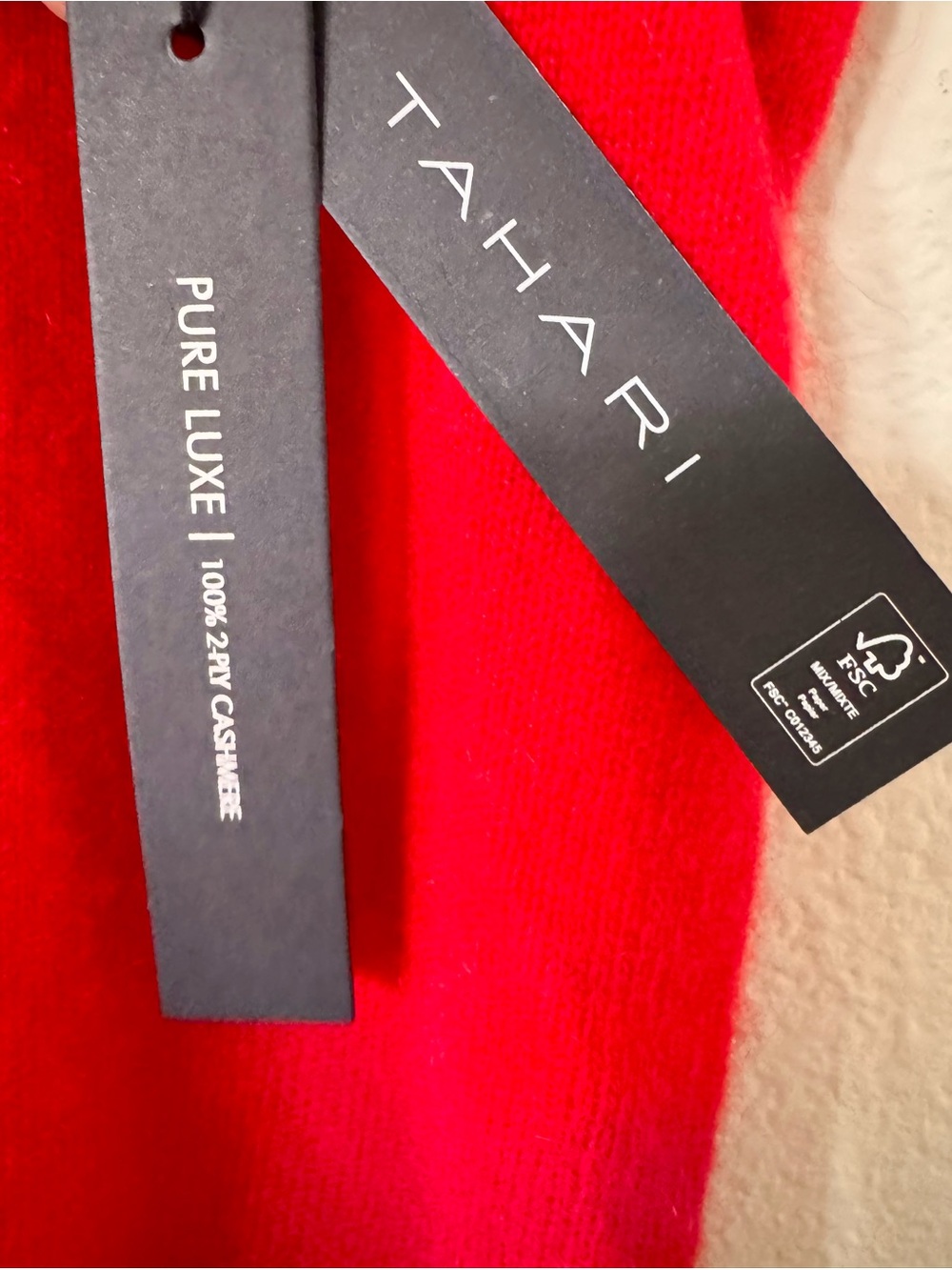 Tahari 100% Cashmere Red Jeweled Neck Short Sleeve Sweater Size S NWT - Picture 5 of 7